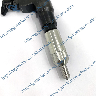 Echter nagelneuer Dieselkraftstoff-Injektor 095000-0232 095000-0234 23910-1051 für HINO K13C